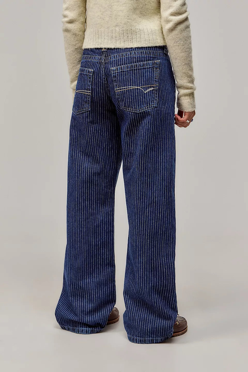 Pantalones rectos para mujer con corte amplio - Kaelvi