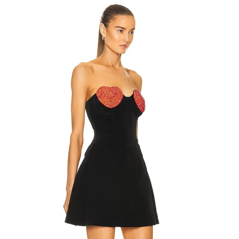 Ariella - Elegante minivestido sin tirantes