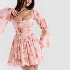 Danys - Vestido Mini Rosa con Estampado Floral y Estilo Dulce