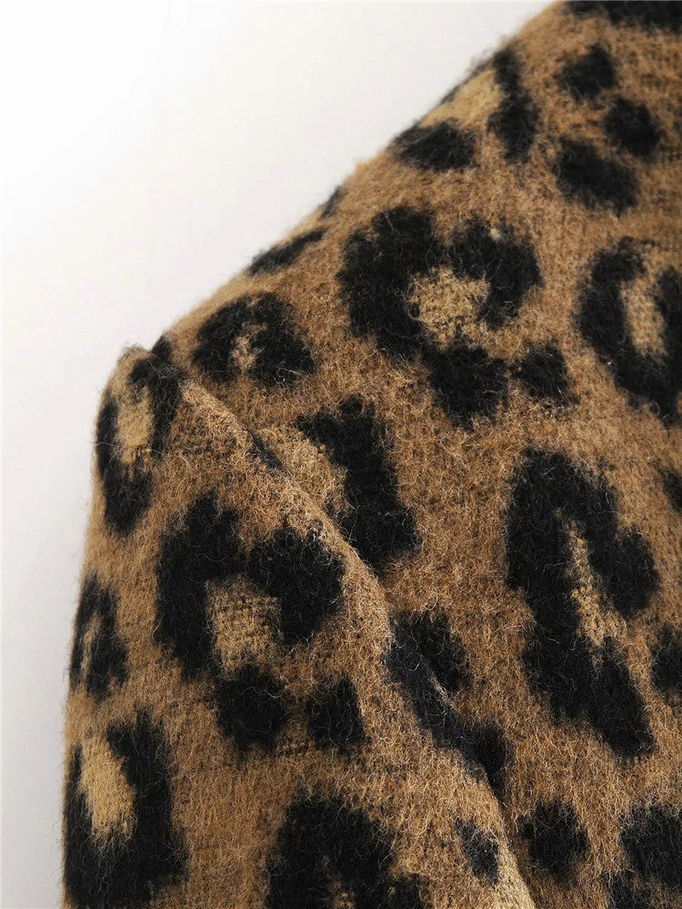 Abrigo de leopardo para mujer de corte recto con solapas - Frida