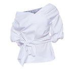 Noelle - Blusa corta cruzada de encaje