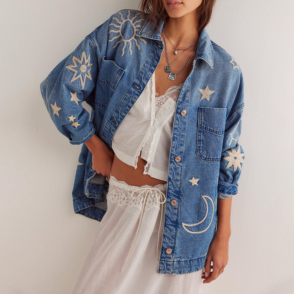 Chaqueta denim bordado celestial para mujer - Brunhilda