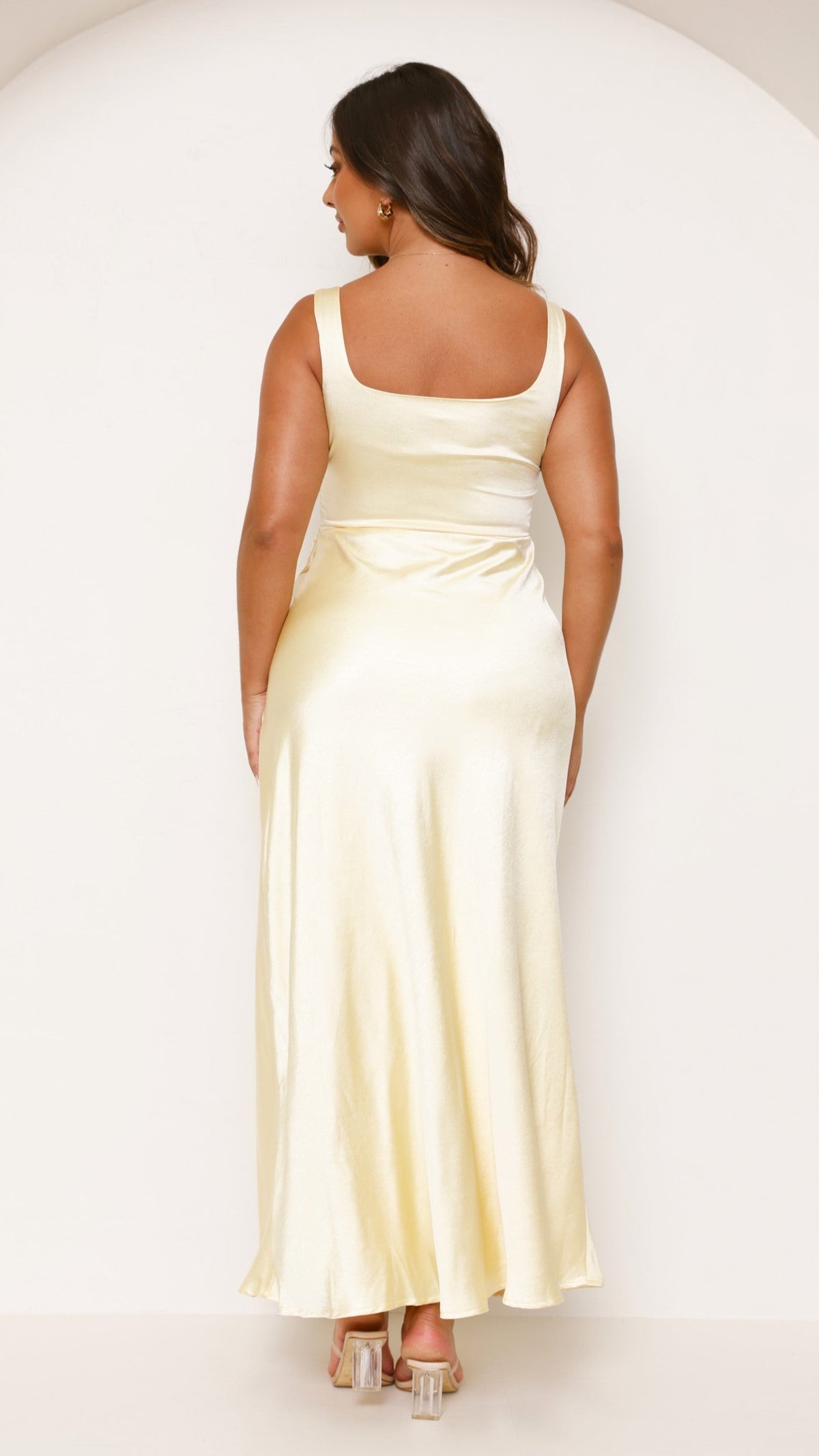 Vestido largo elegante con escote cuadrado para mujer - Alina