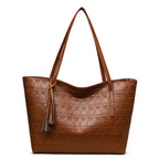 Bolso de gran capacidad con estampado de calaveras