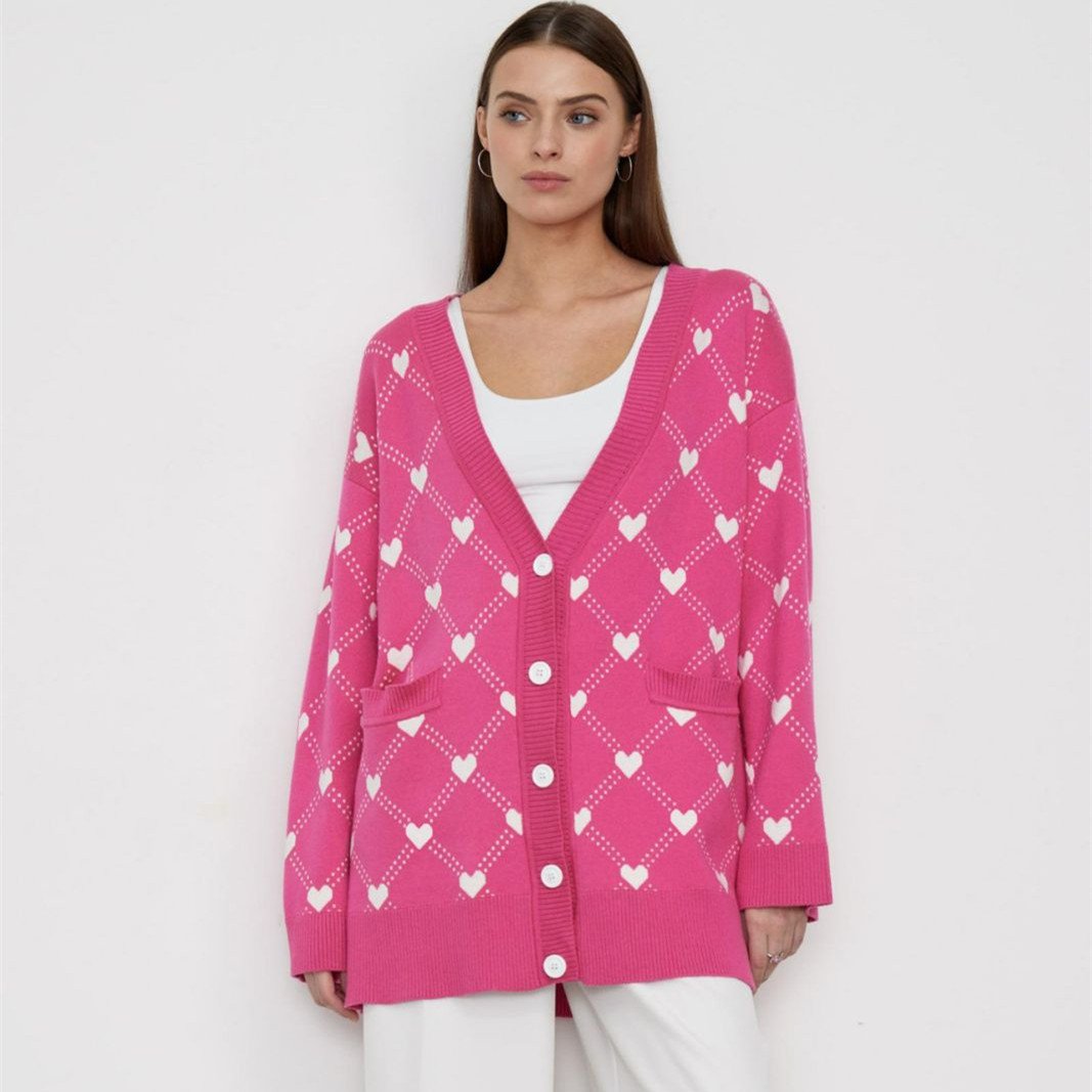 Cárdigan femenino de punto con botones y estampado de corazones - Leeni