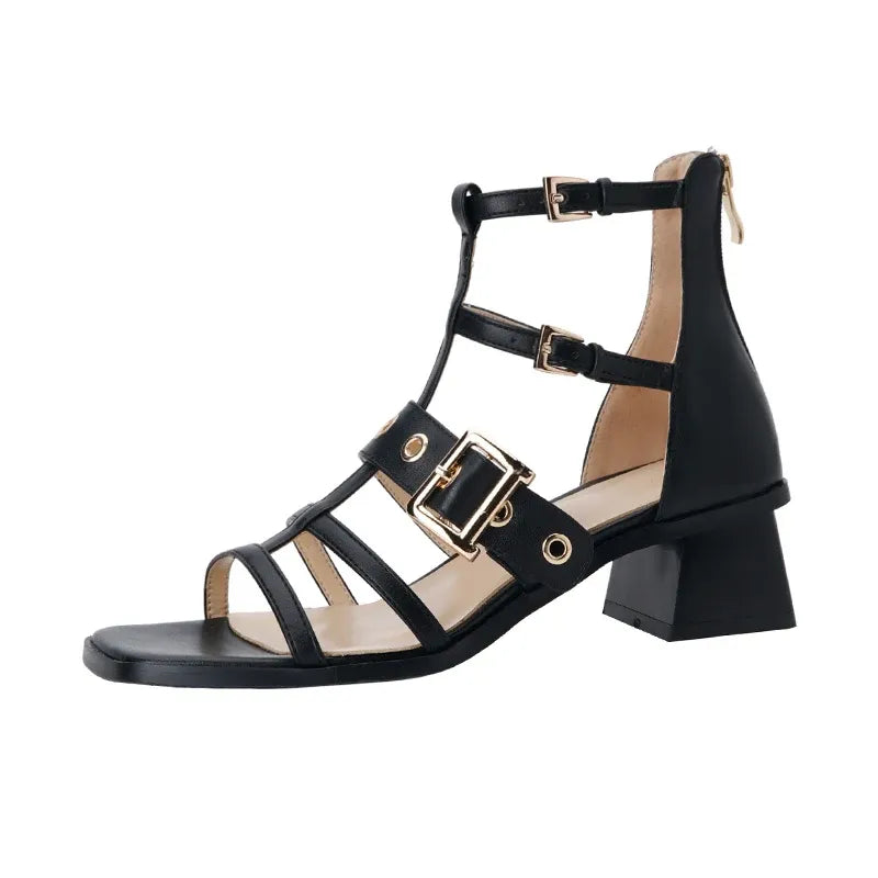 Sandalias vintage con tacón alto y puntera cuadrada - Zura