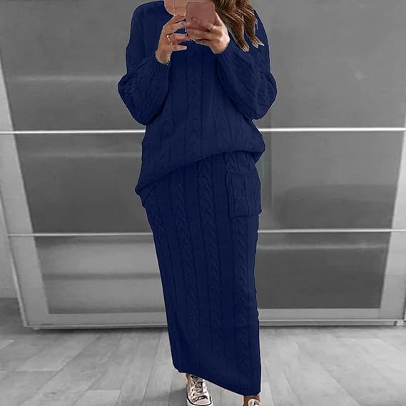 Conjunto de invierno compuesto por jersey de punto y falda - Gina