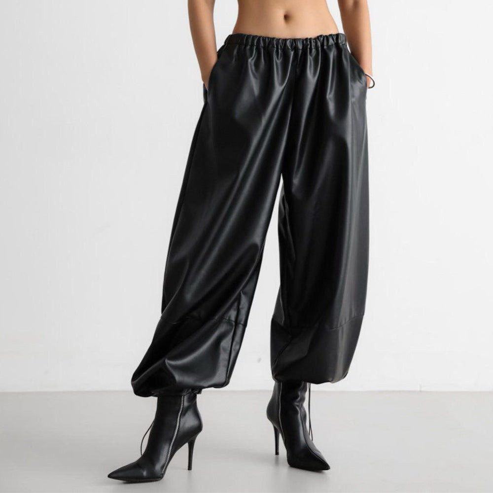 Pantalones para mujer de efecto piel con cordones en el bajo - Eirenne