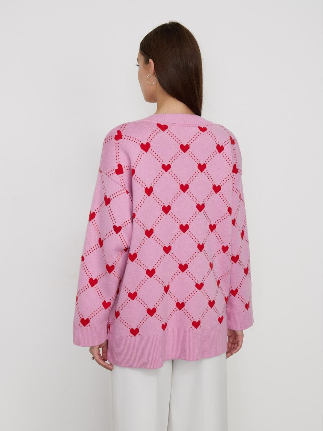 Cárdigan femenino de punto con botones y estampado de corazones - Leeni