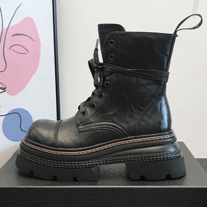 Botas cortas para mujer con suela robusta y cierre lateral - Elviora