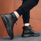 Elegantes botas de piel para hombre en negro