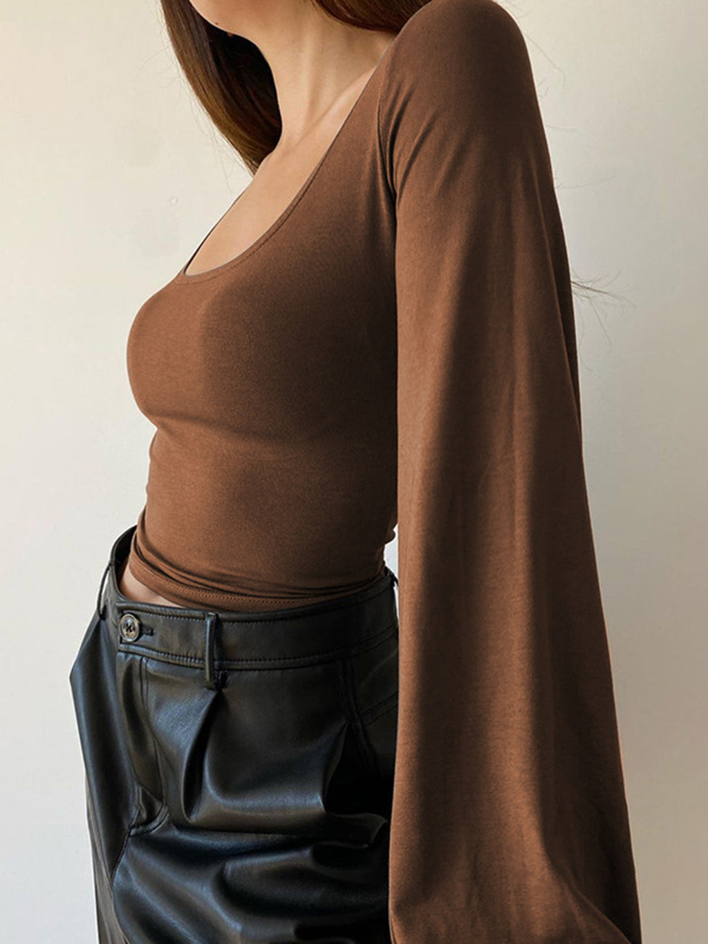 Alexa - Blusa de manga abullonada y cuello cuadrado