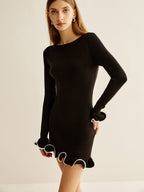 Alba - Vestido ajustado con volantes en contraste