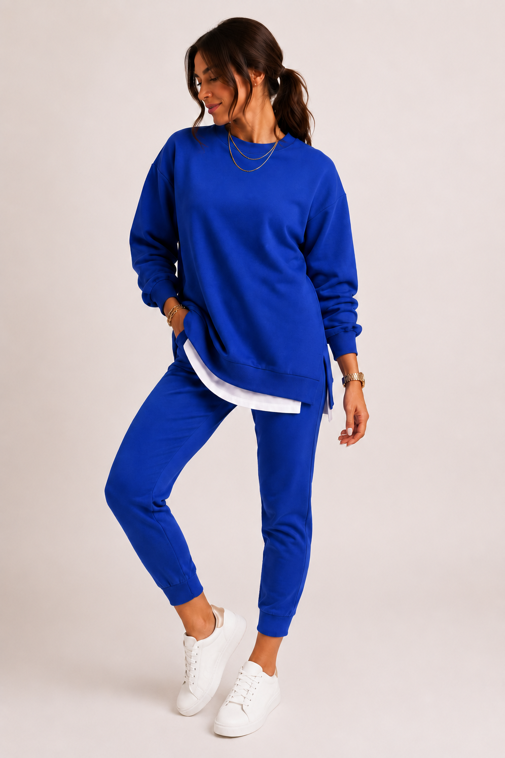 Conjunto mujer sudadera con aberturas laterales y pantalón jogger - Louise