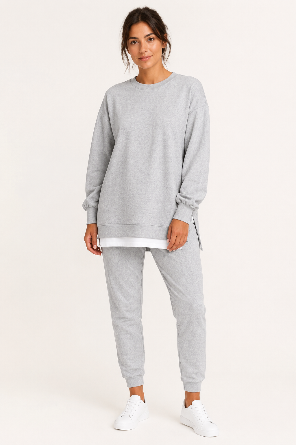Conjunto mujer sudadera con aberturas laterales y pantalón jogger - Louise