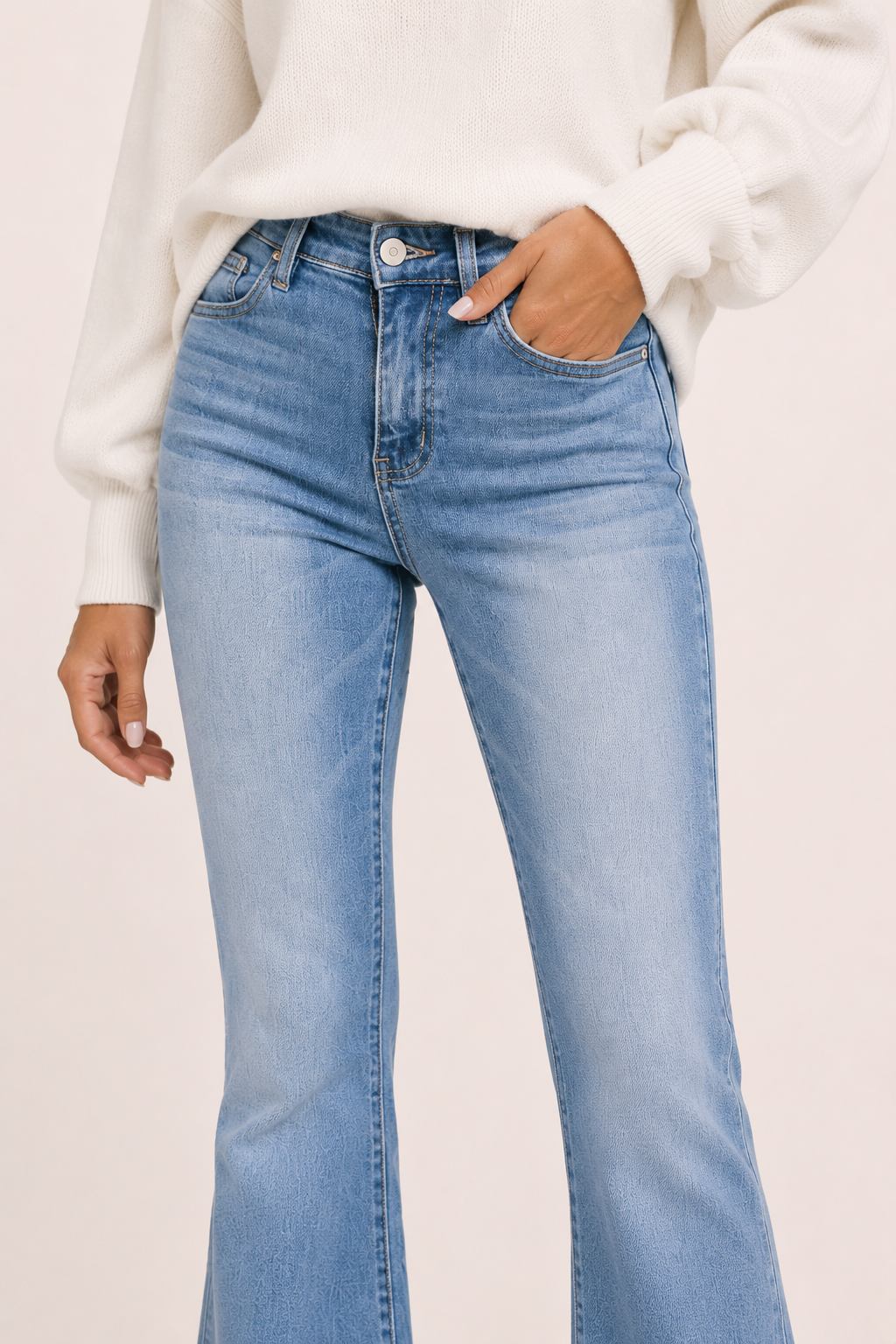 Jeans flare de mujer de cintura alta con pierna acampanada - Greta