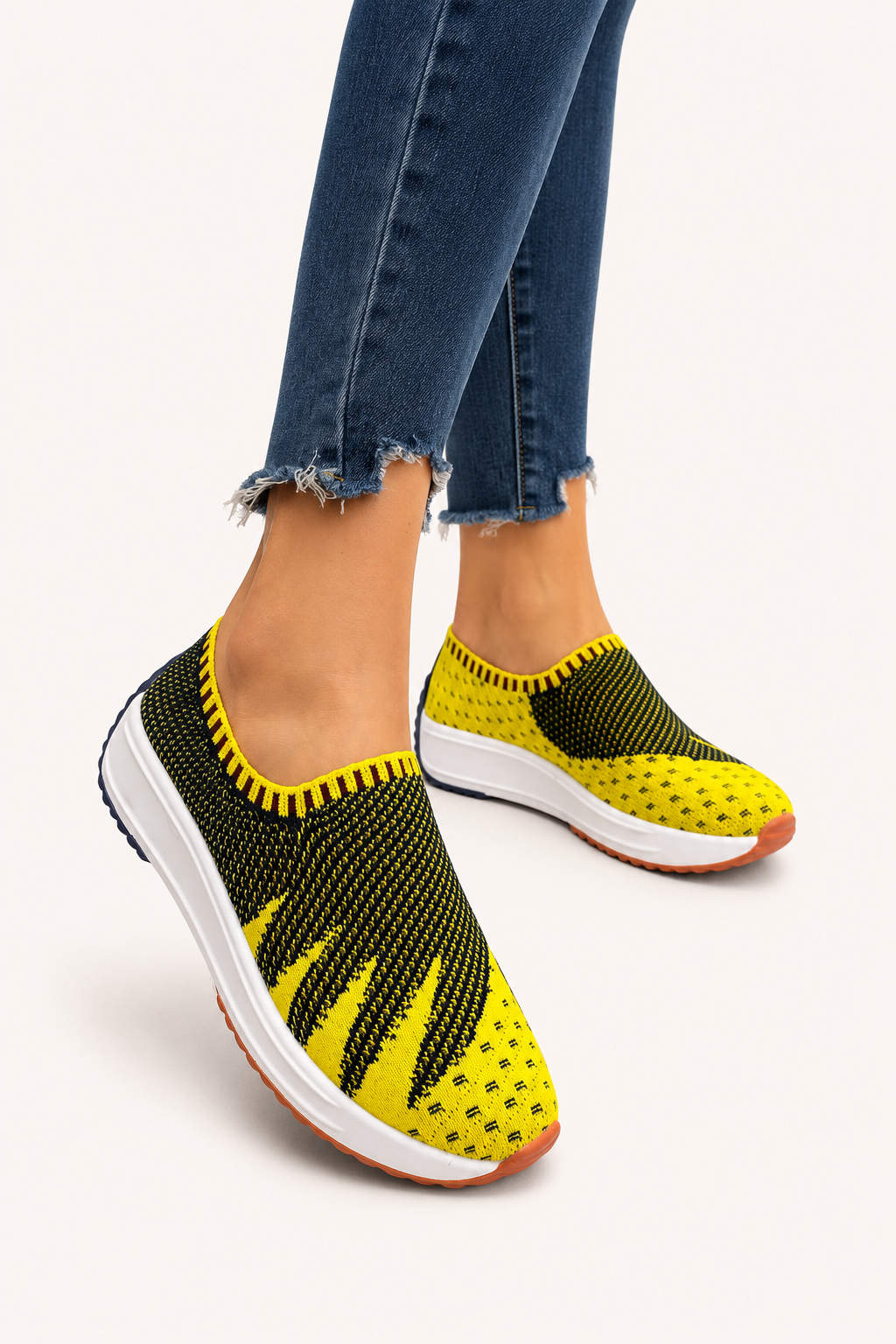 Zapatillas de punto para mujer tipo slip-on con suela gruesa - Jutta