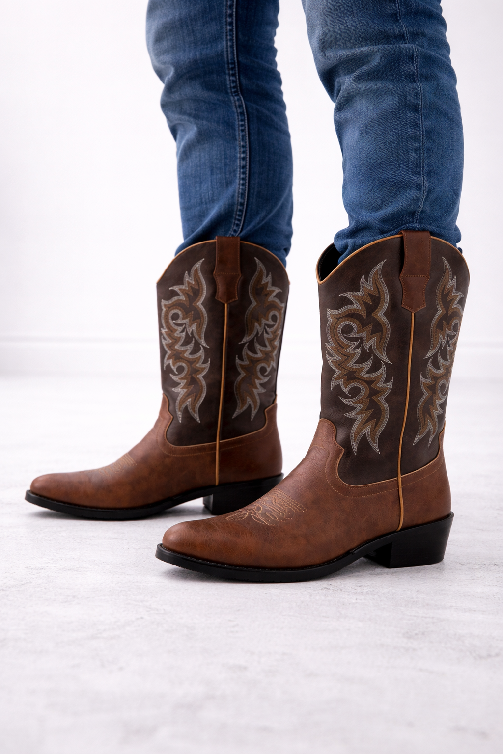 Botas altas bordadas para hombre estilo retro - Kervon
