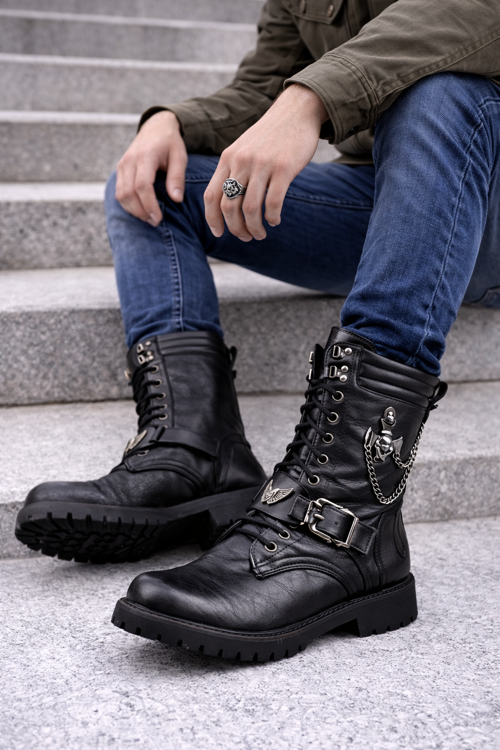 Botas de cuero para hombre de caña media y suela robusta - Rovian
