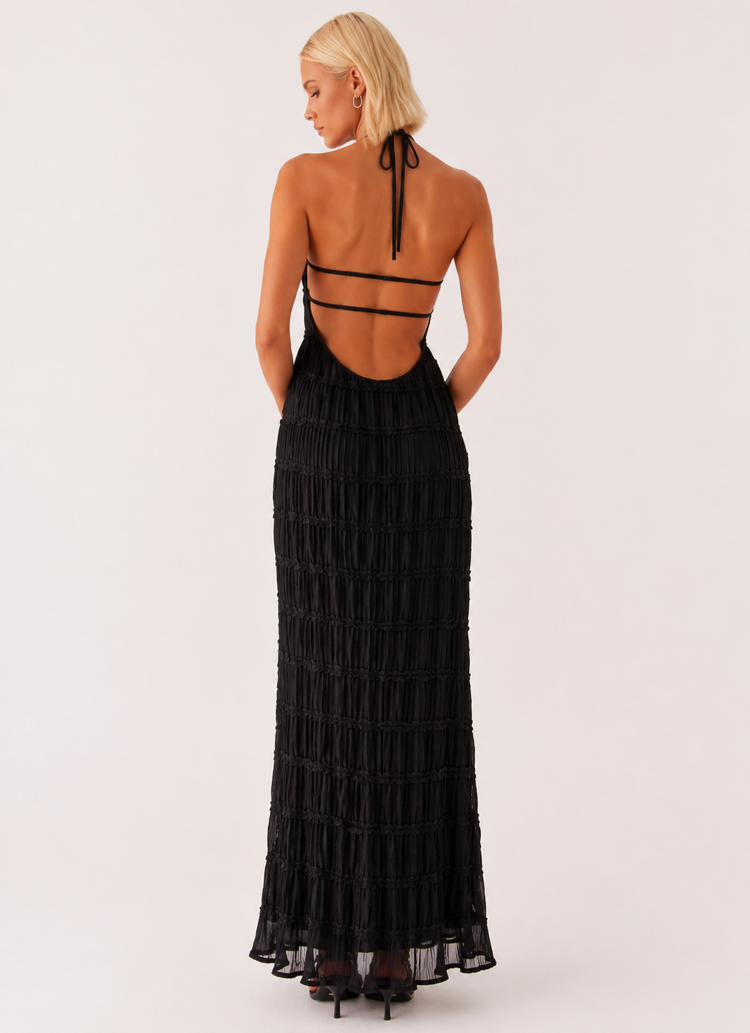 Vestido largo de verano plisado con cuello halter elegante - Tilda