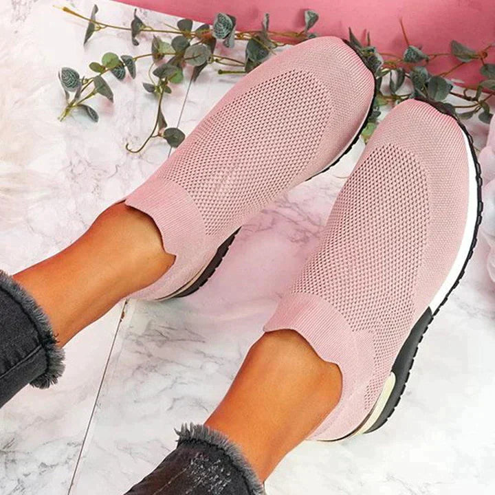 Adriana - Cómodas zapatillas lisas