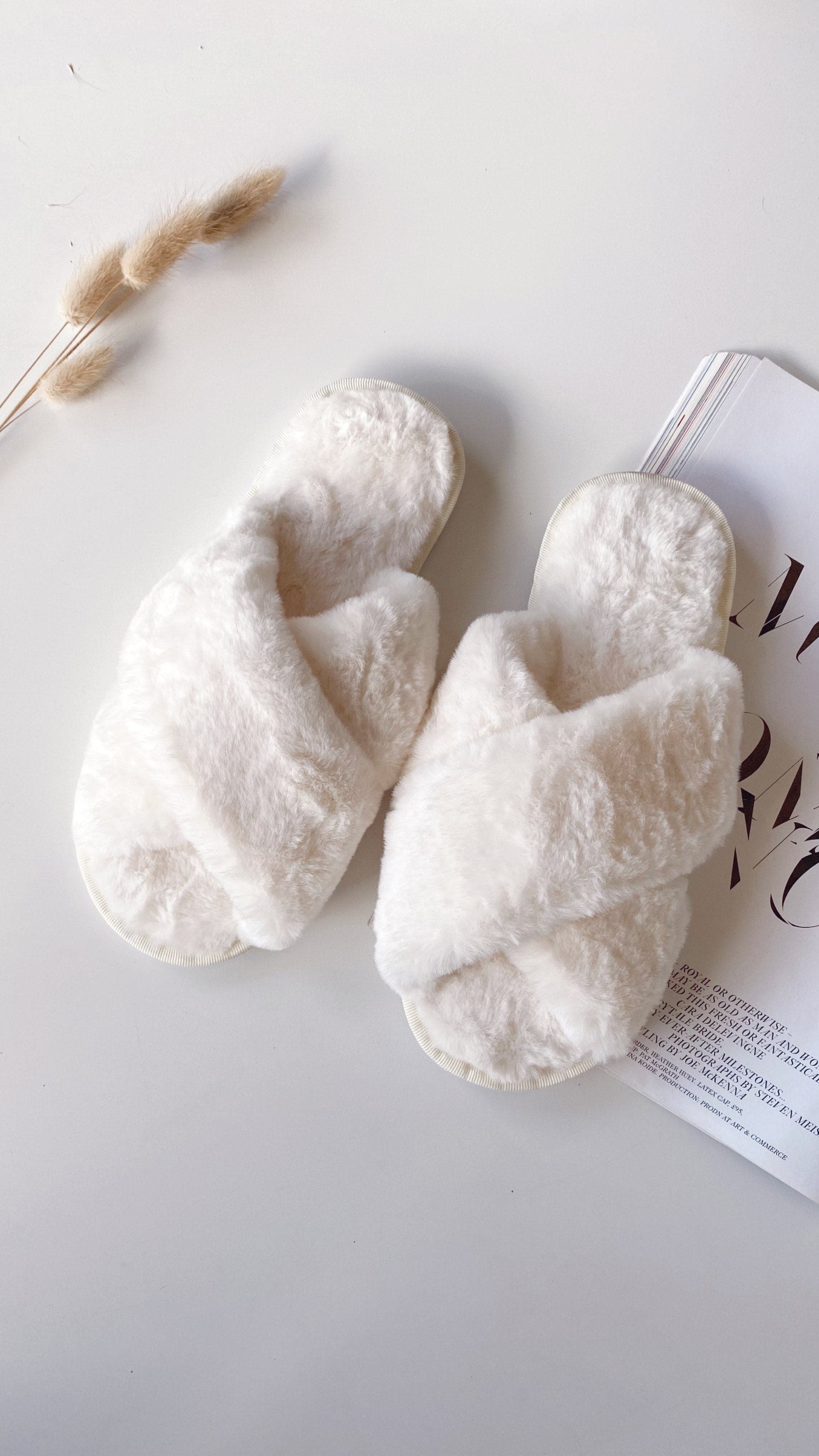 Zapatillas de casa de pelo sintético para mujer - Jeessy