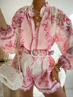 Conjunto floral de mujer con blusa y shorts con cinturón - Noara