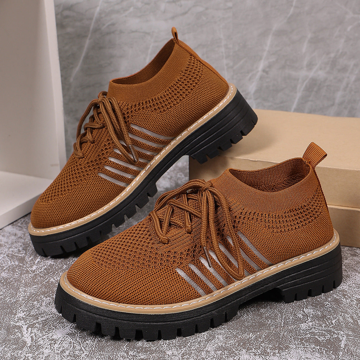 Zapatos ortopédicos para mujer de uso diario y ajuste cómodo - Elvara