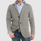 Elegante cárdigan de hombre para los negocios y el ocio