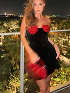 Ariella - Elegante minivestido sin tirantes