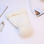 Gorro tejido para mujer con forro afelpado y pompón - Sauly