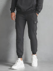 Gris oscuro