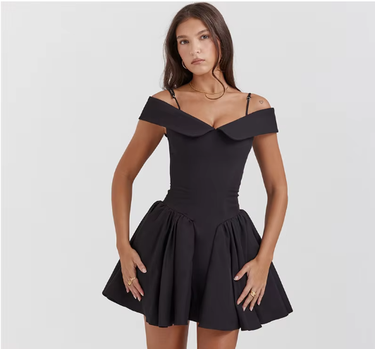 Karli - Favorecedor vestido de noche con hombros al descubierto