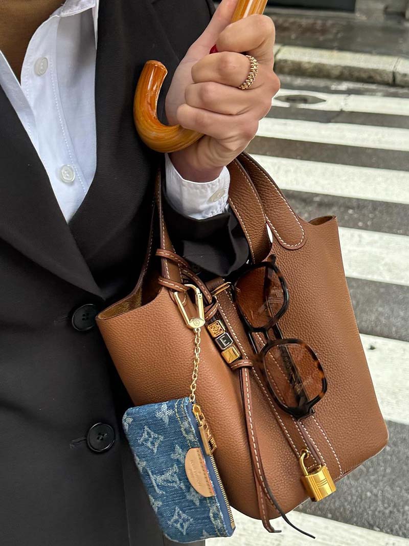 Bolso de dama tipo tote con asas cortas - Aelwen