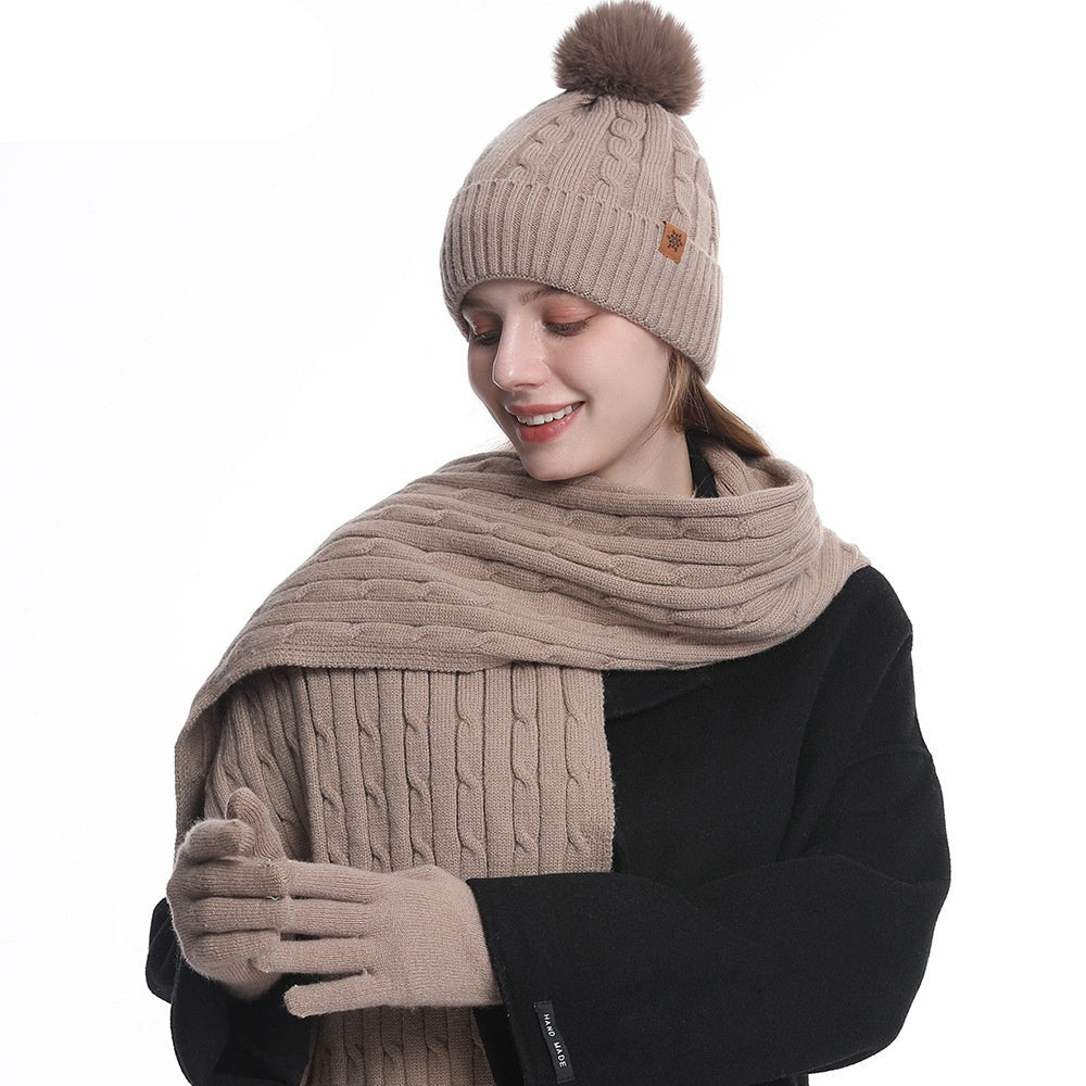 Conjunto gorro bufanda y guantes - Avenia