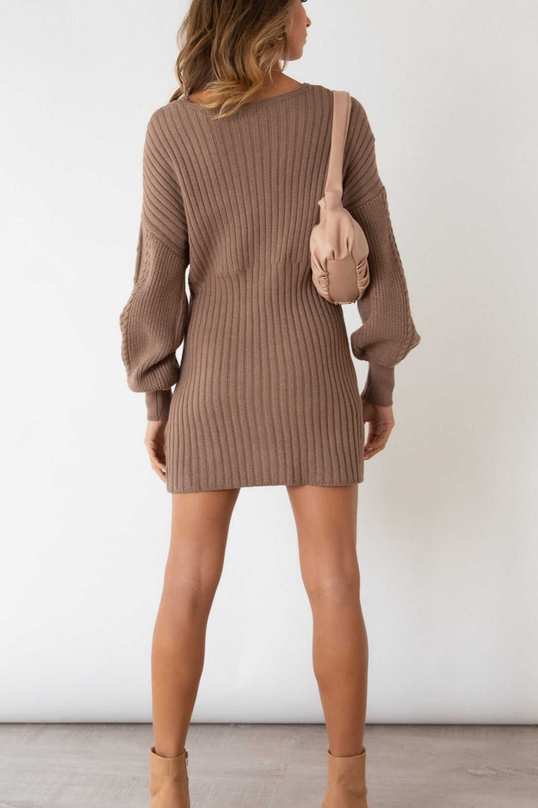 Vestido de punto para mujer escote cruzado - Ragnheidr