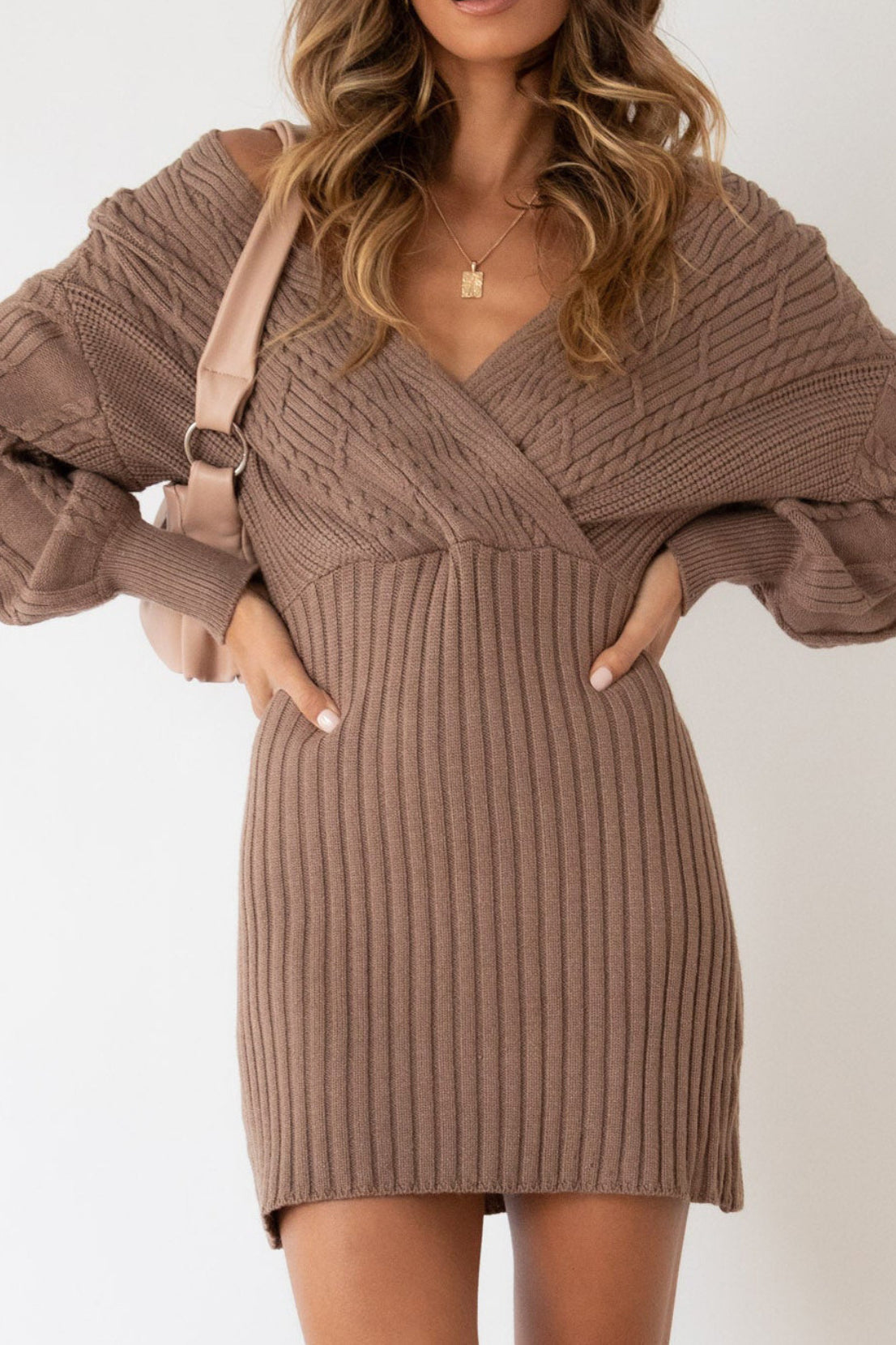 Vestido de punto para mujer escote cruzado - Ragnheidr
