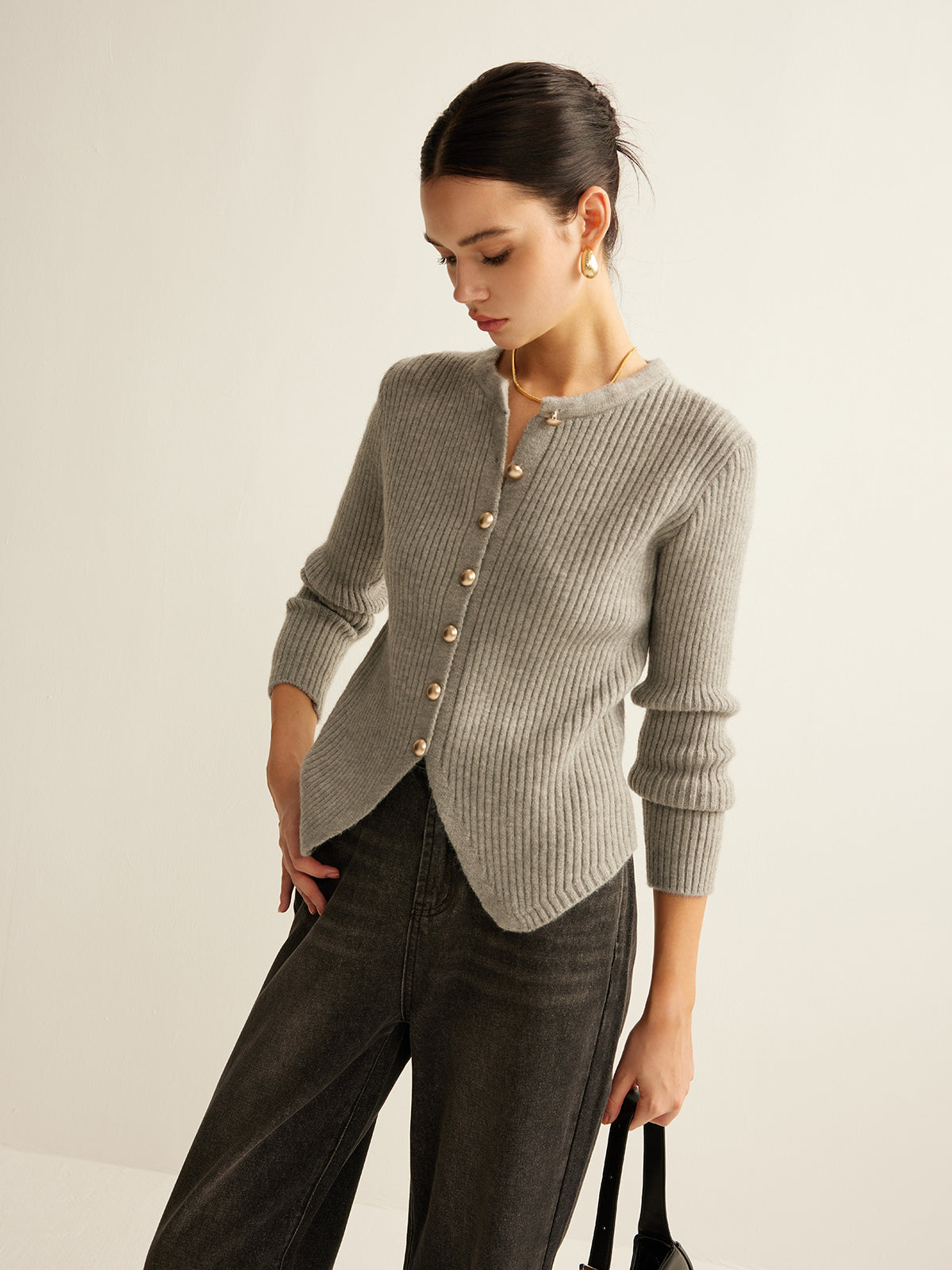 Cárdigan de punto para mujer con botones dorados - Svea