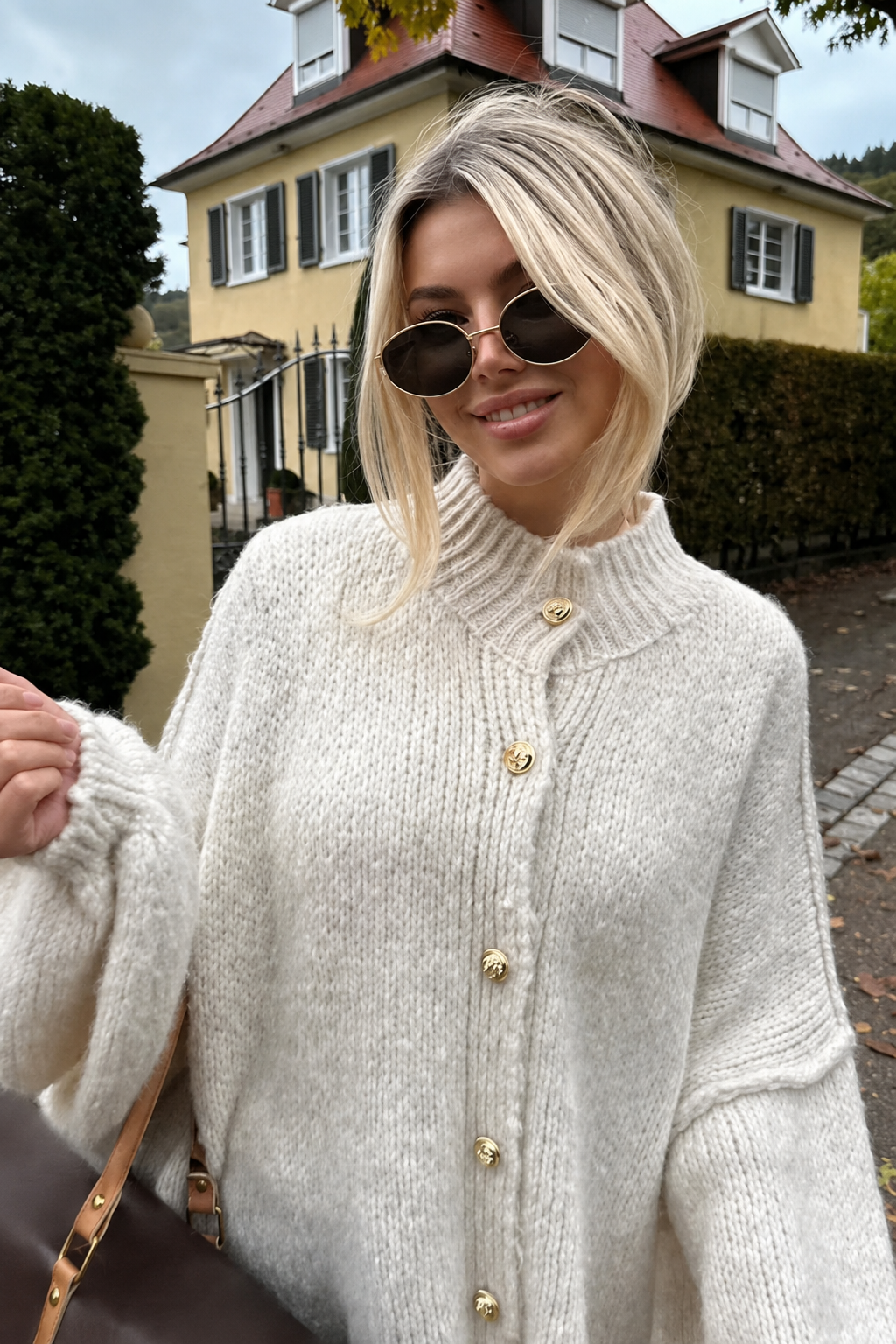 Cárdigan oversize punto grueso cuello alto botones metálicos - Koranna