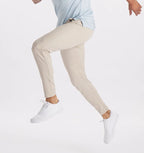 Pantalones cómodos para el día a día de los hombres