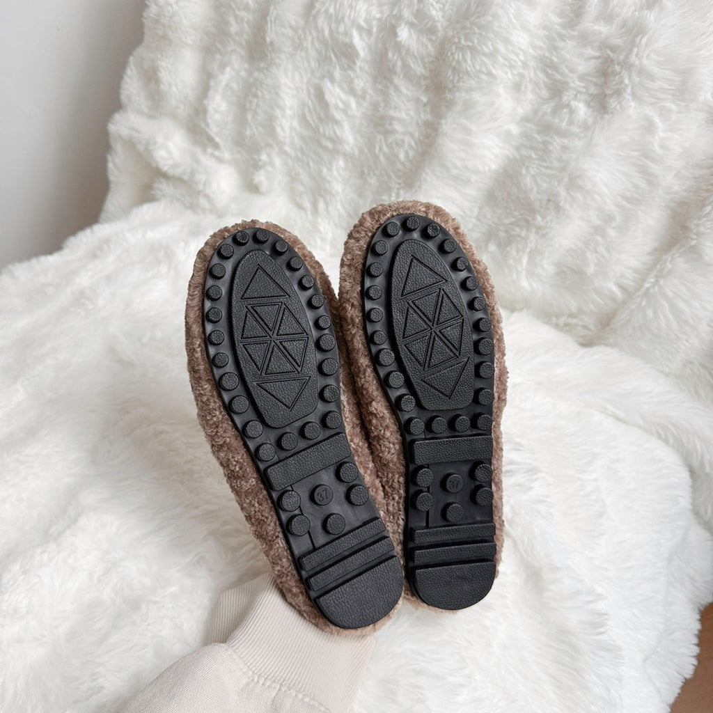 Zapatillas de felpa para mujer de acabado envolvente - Ylva