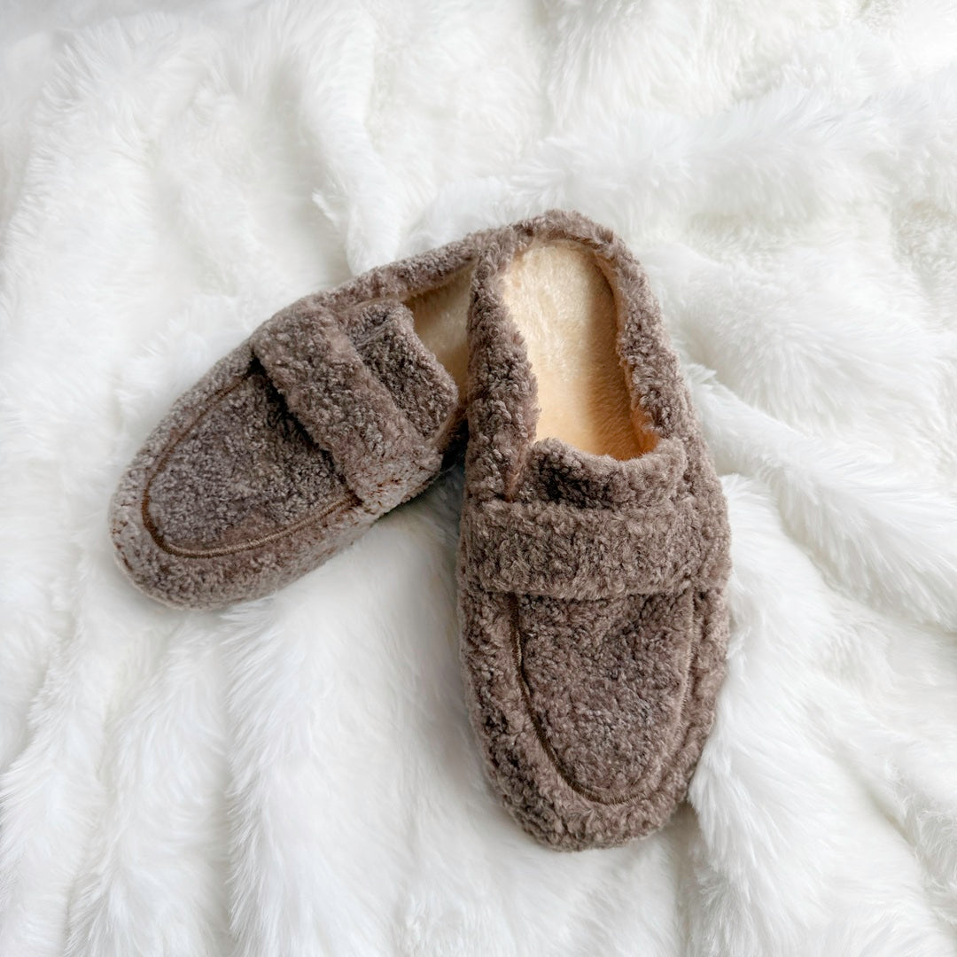 Zapatillas de felpa para mujer de acabado envolvente - Ylva