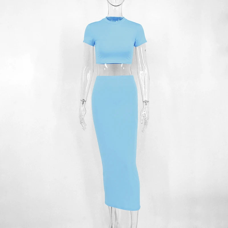 Conjunto mujer dos piezas top corto y falda larga azul claro - Celeste