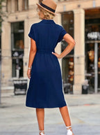 Hannah - Vestido clásico con cuello femenino y cómodo
