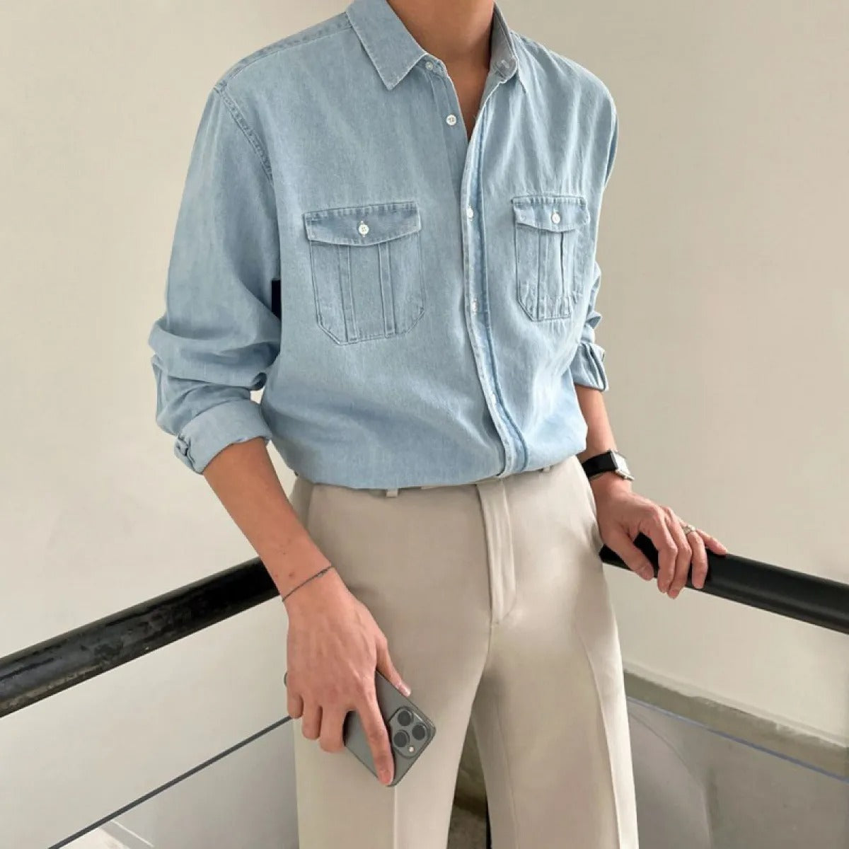 Camisa de hombre en mezclilla con bolsillos frontales - Loris