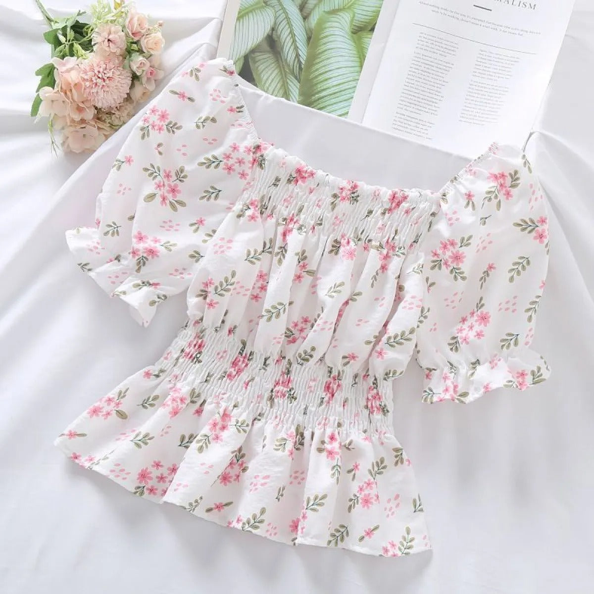 Blusa para mujer floral con nido de abeja y mangas abullonadas estilo romántico - Lía