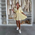 Vestido corto de mujer con escote fruncido y manga abullonada - Céline