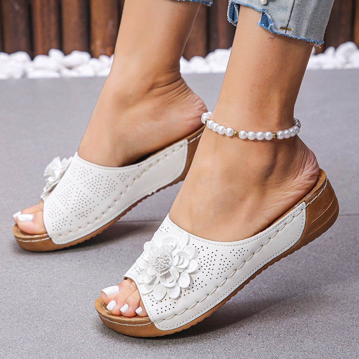 Sandalias Mujer Flor 3D Diseño Perforado Suela Anatómica - Maribel