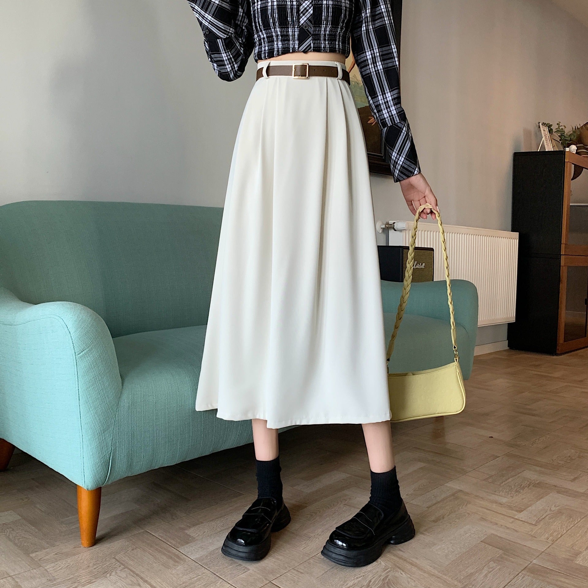 Falda midi para mujer de tejido fluido con pinzas frontales corte evasé - Mireille