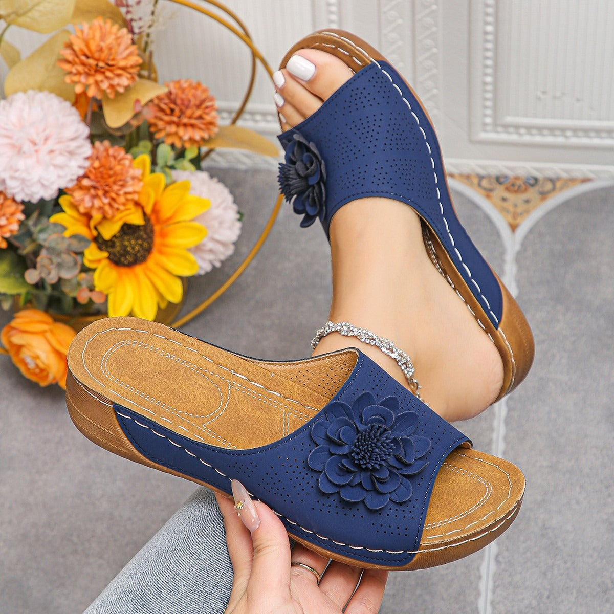 Sandalias Mujer Flor 3D Diseño Perforado Suela Anatómica - Maribel